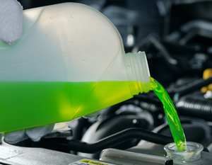 Почему мутнеет антифриз и что с этим делать