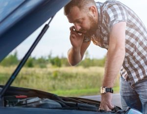 Почему уходит тосол, а лужи под машиной нет?