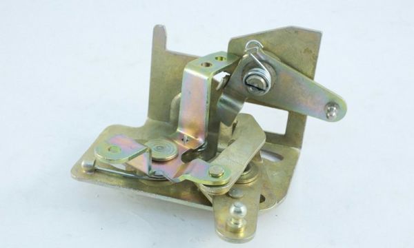 Замок двери ГАЗель сдвиж. и зад. (ООО"ПАВЛОВСКИЙ АВТОБУСНЫЙ ЗАВОД" ГАЗ Оригинал) /2705-6305486/