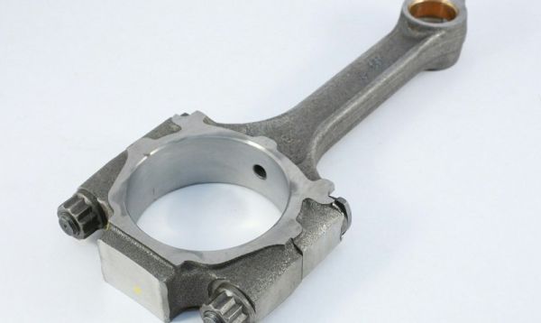 Шатун коленвала дв. 406 (ОАО"ЗМЗ", г.Заволжье) /406.1004045-01/