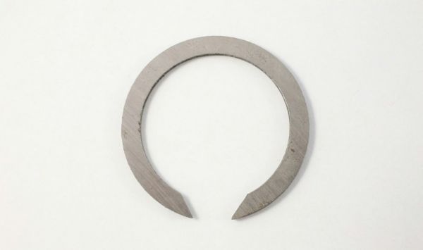 Кольцо стопорной роликов первичного вала КПП ГАЗель NEXT (ООО "НИЖЕГОРОДСКИЕ МОТОРЫ" ГАЗ Оригинал) /А21R22-1701117/